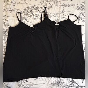 Torrid 3x Tank w/Heart Metal Detail (2 items)